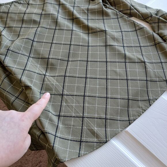 Annabelle Olive Plaid Print Blouse XS V-neck boho tunic 3/4 bell ruffle sleeve - Picture 11 of 11